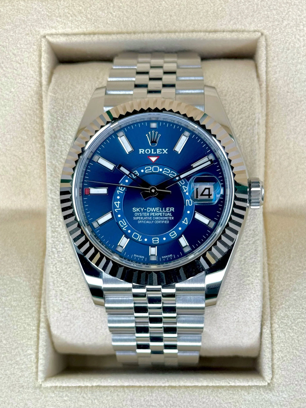 Dweller 42mm Mens Watch